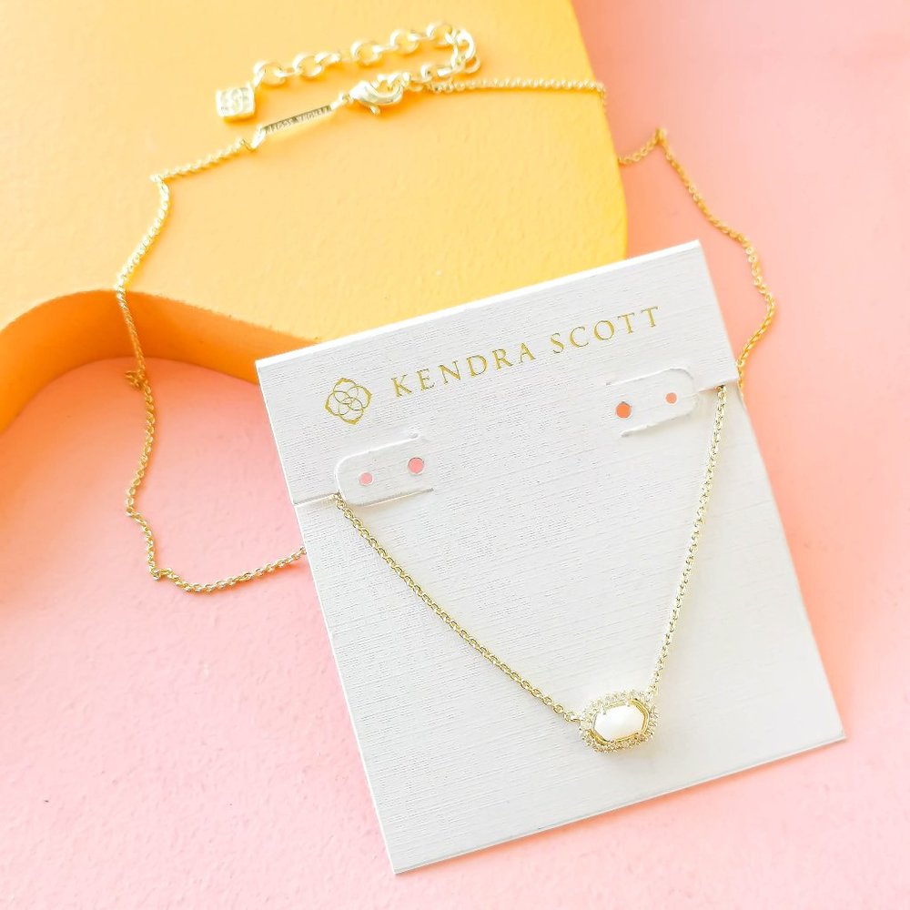 Kendra Scott - Chelsea White Pearl Gold Pendant Necklace
